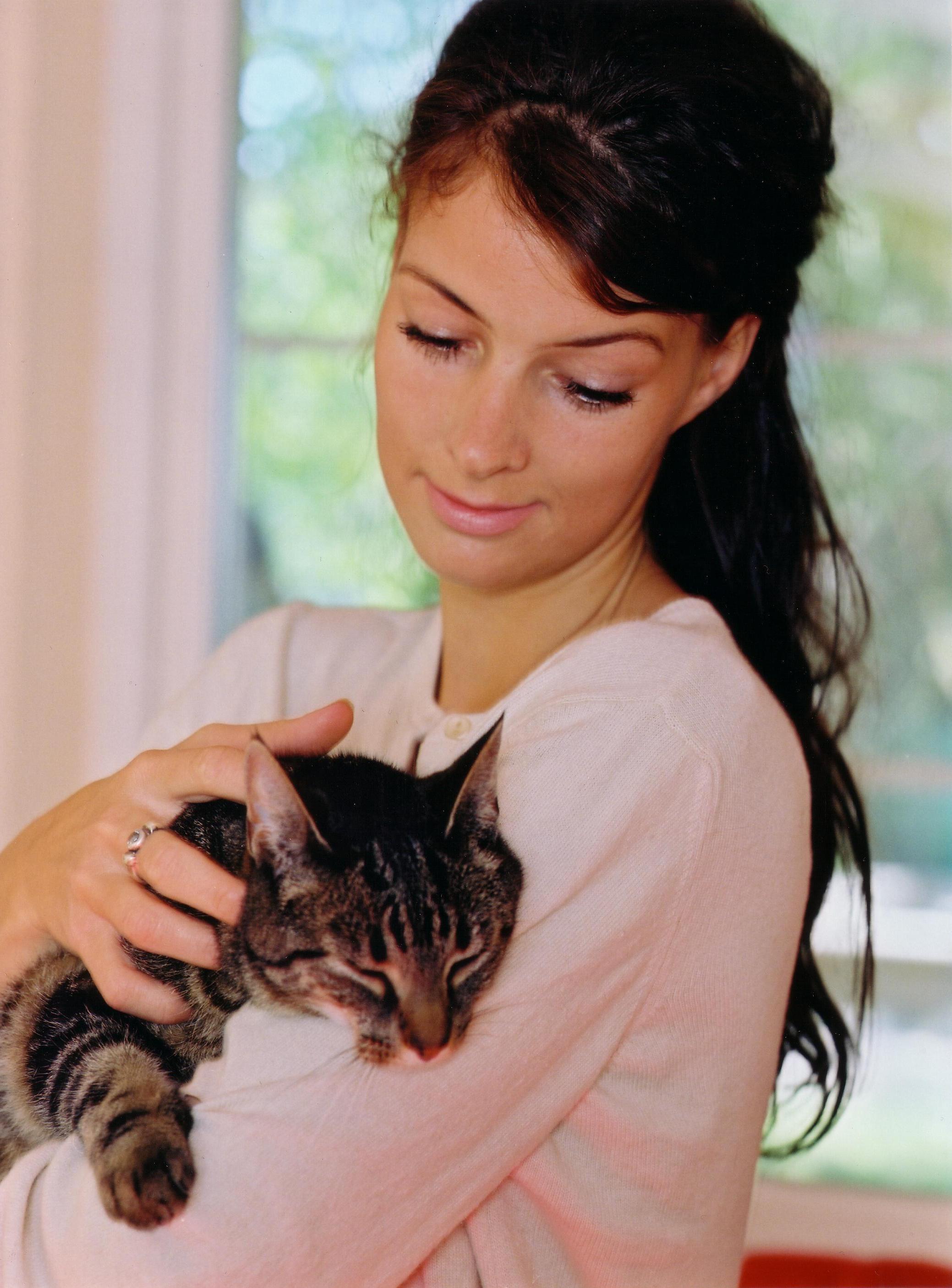 Singles mit Katzen: Finden sie leichter einen Partner?